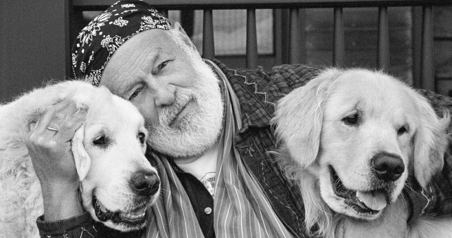 El fotógrafo Bruce Weber, con sus perros / CEDIDA