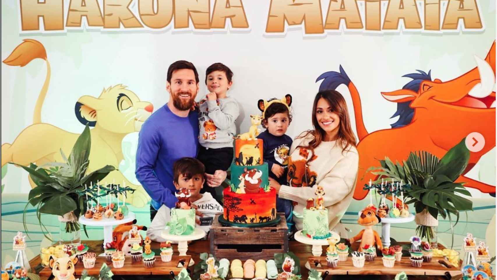 Antonella Roccuzzo con Messi y sus hijos celebrando el cumpleaños de Ciro /Instagram