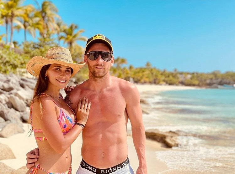 Antonella Roccuzzo y Leo Messi en Miami / Instagram