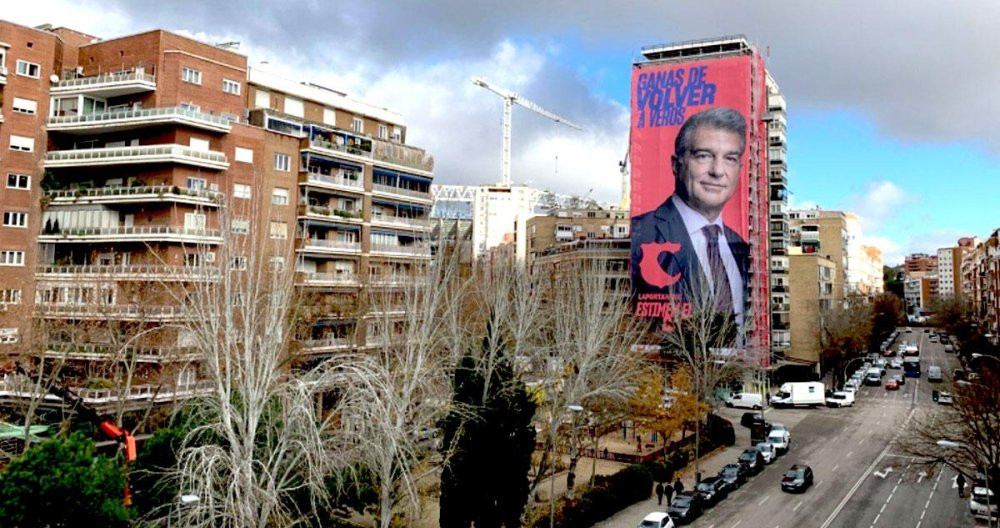 La pancarta que la candidatura de Jan Laporta ha instalado en Madrid / CG