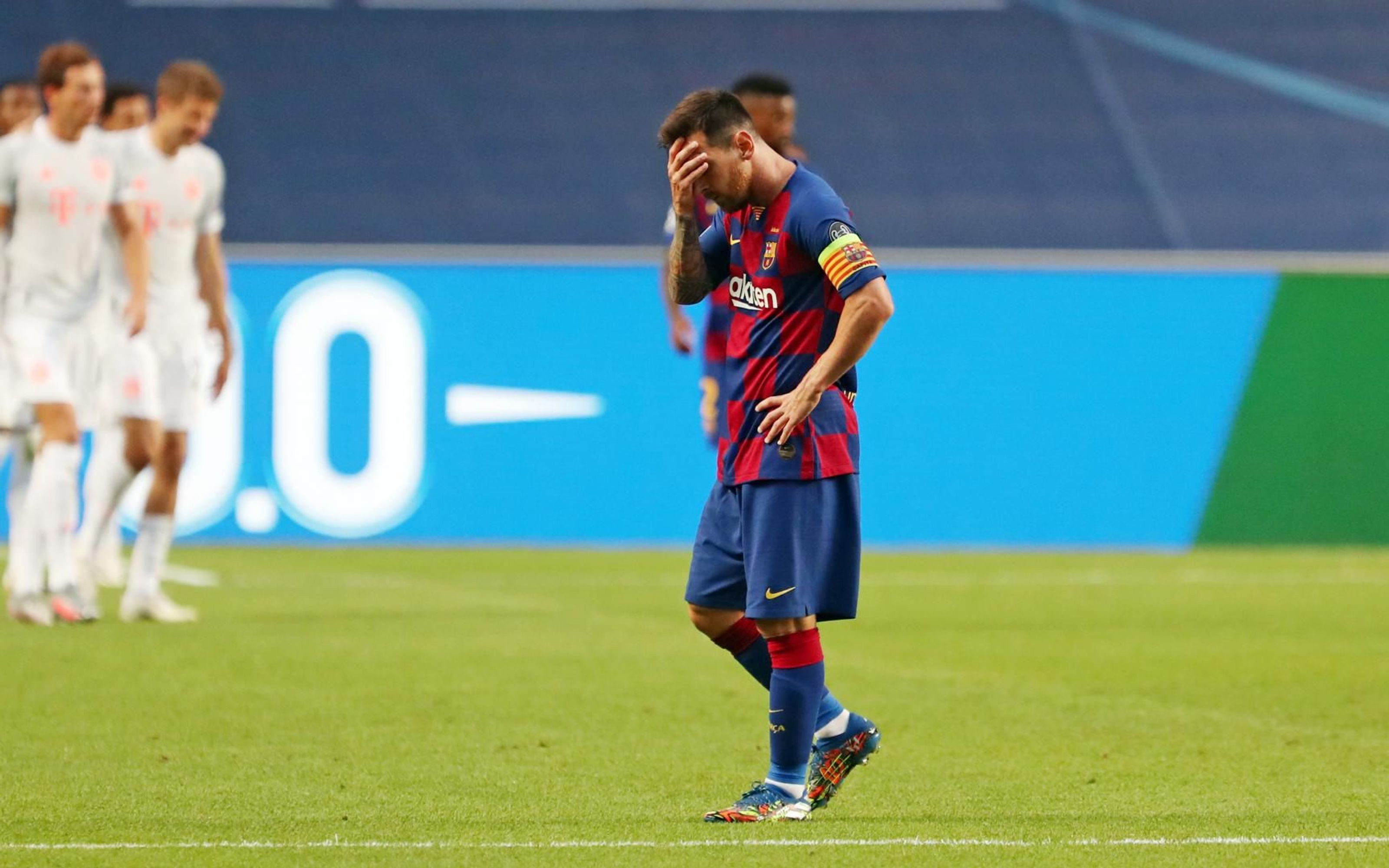 Leo Messi lamentando la derrota del Barça contra el Bayern de Múnich / FC Barcelona