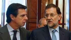 José Manuel Soria y Mariano Rajoy en una imagen de archivo / EFE