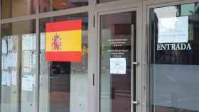 Bandera española junto al Ayuntamiento de Tremp / @AjTremp (TWITTER)