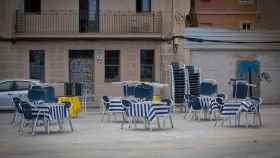 Una terraza vacía tras el cierre de bares y restaurantes en Cataluña, que ha afectado al número de parados / EUROPA PRESS