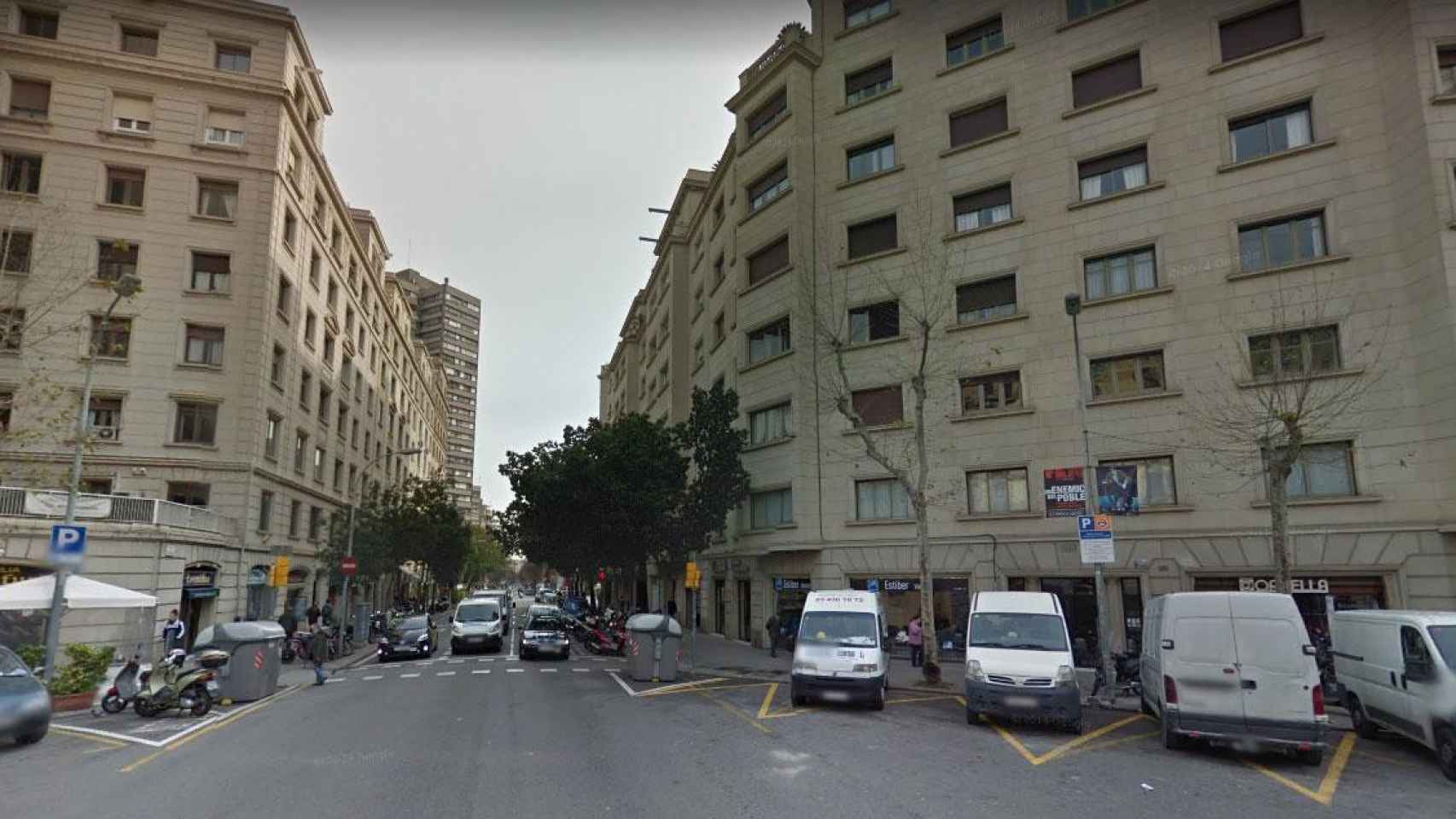 La calle Casanova de Barcelona, donde se habría producido la agresión sexual a una mujer/ GOOGLE MAPS