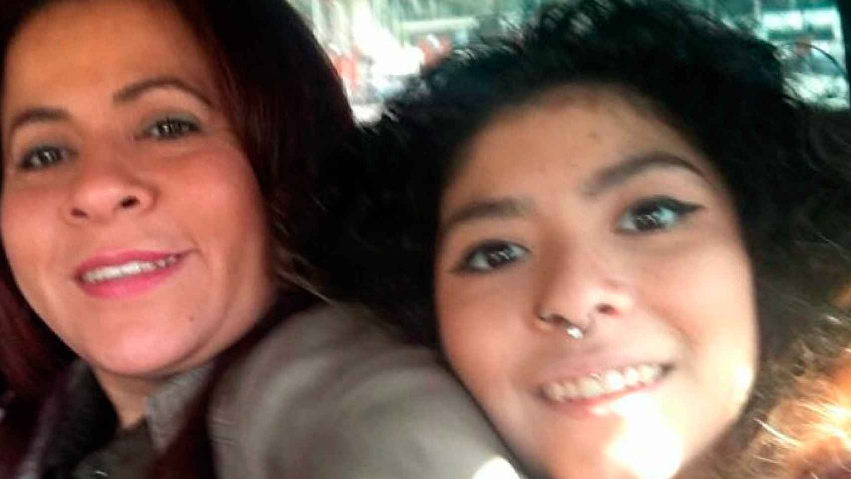 Ana Zúñiga y Claudia Rodríguez, su hija, una víctima del llamado 'crimen de la Guardia Urbana' / CG