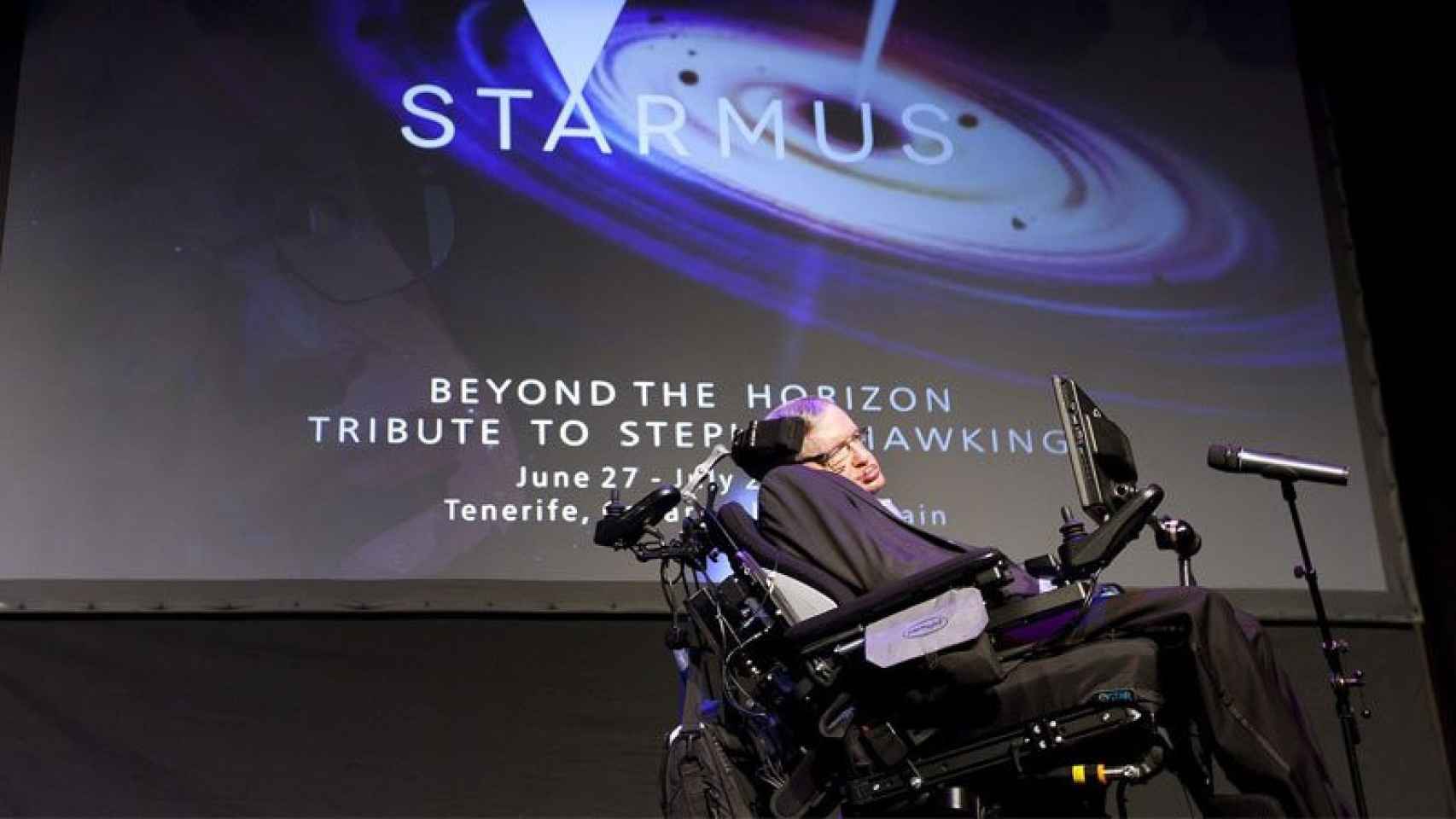 El físico Stephen Hawking ofrece una conferencia en el festival Starmus de Tenerife.