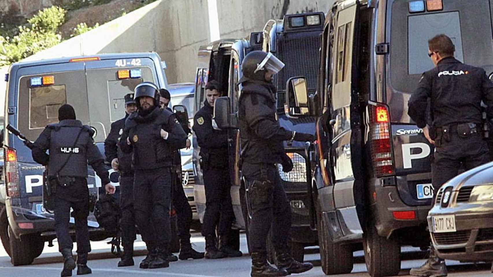 La Policía Nacional, durante una operación de control