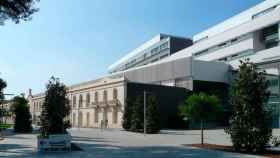 Entrada del centro de Dexeus Mujer en Barcelona, el hospital que ha llegado a un acuerdo de colaboración con Cemgine / DEXEUS