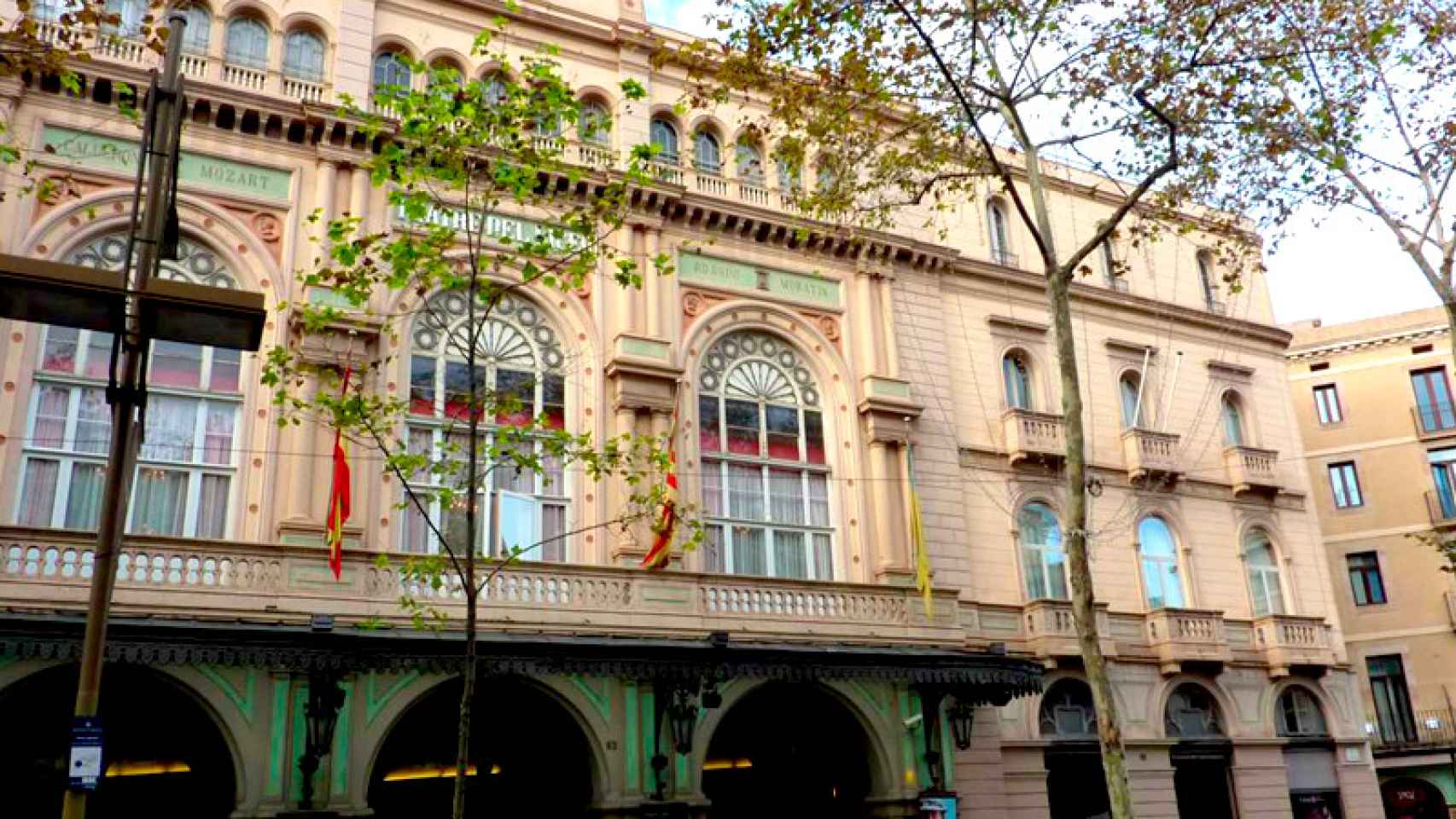 Fachada del Gran Teatro del Liceo en Barcelona / CG