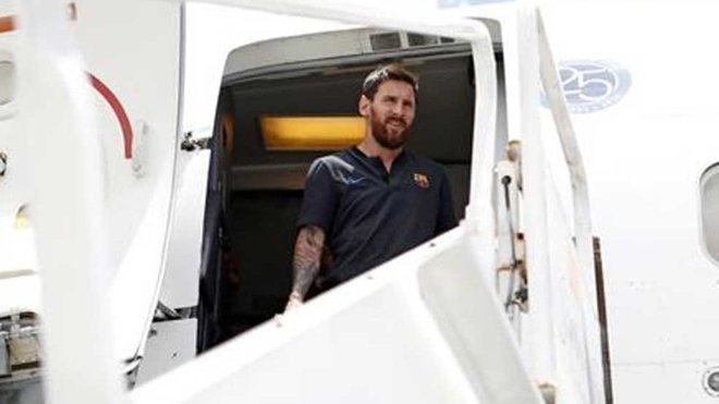 Leo Messi llega a Dubai : FC BARCELONA