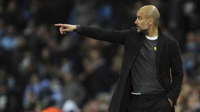 Pep Guardiola en un partido del Manchester City / EFE