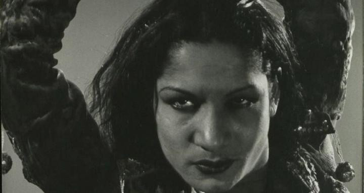 Una de las imágenes de Carmen Amaya firmadas por Gjon Mili para la revista ‘Life’ en 1941.