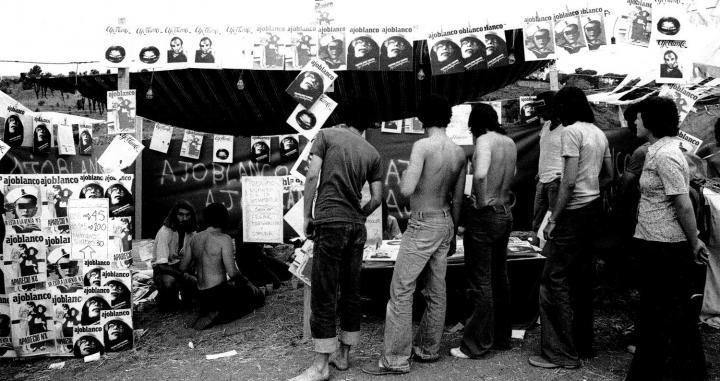 La revista ‘Ajoblanco’ en el Canet Rock de 1975. LOS 70 A DESTAJO / PEPE RIBAS