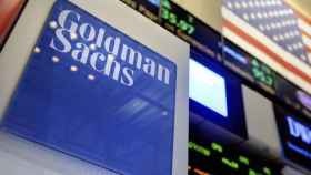 Fotografía de archivo que muestra una placa del banco de inversión Goldman Sachs.