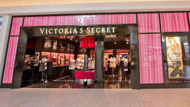 Escaparate de la tienda de lencería de Victoria's Secret / UNSPLASH