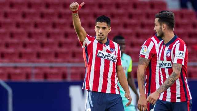 Luis Suárez celebra su primer doblete con el Atlético de Madrid / EFE