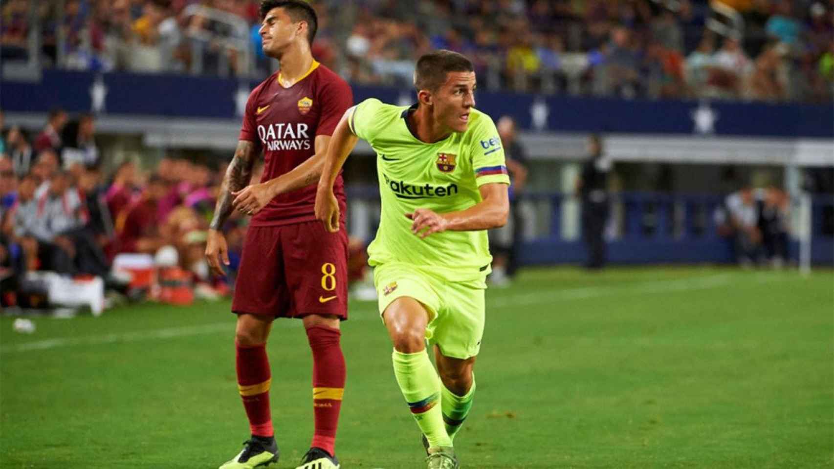 Sergi Palencia en un partido con el FC Barcelona