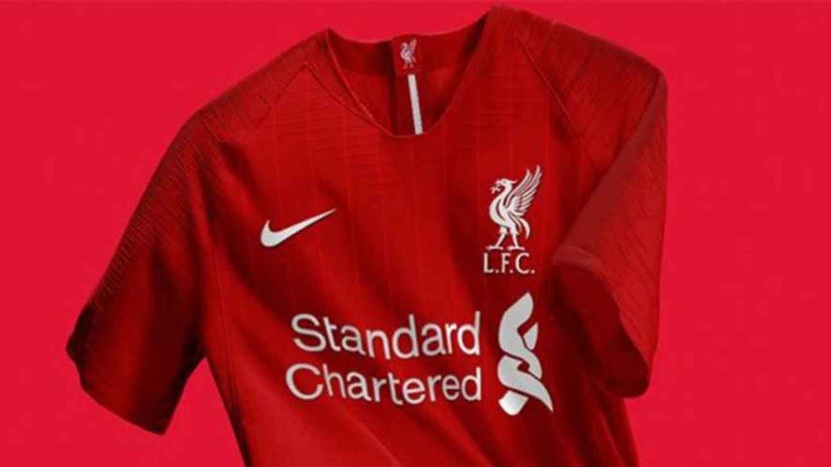 Imagen del acuerdo de Nike con el Liverpool / Twitter