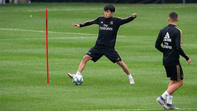 Take Kubo en un entrenamiento con el Real Madrid / Twitter