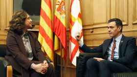 Ada Colau, alcaldesa de Barcelona, y el presidente del Gobierno, Pedro Sánchez / EFE