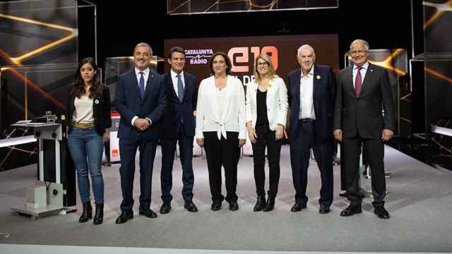 Los candidatos a las elecciones de Barcelona (i-d): Anna Saliente (CUP), Jaume Collboni (PSC), Manuel Valls (BCN pel Canvi-Cs), Ada Colau (BComú), Elsa Artadi (JxCat), Ernest Maragall (ERC) y Josep Bou (PP) / EP