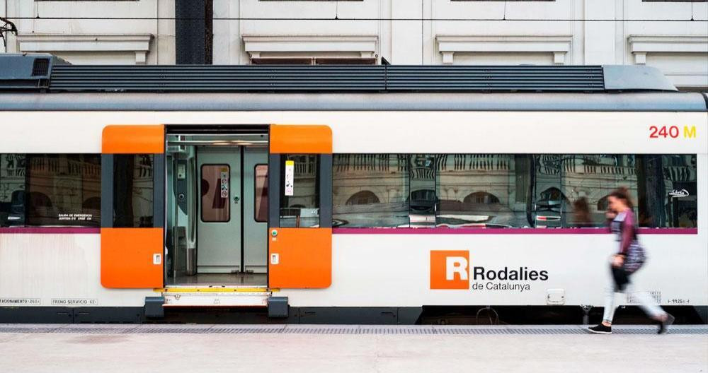 Un vagón abierto de Rodalies / RENFE