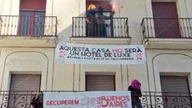 Encierro en Llar Betània de Vallvidrera para evitar que se construya un hotel / CASA BUENOS AIRES