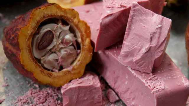 Porciones de chocolate rosa o Ruby / BARRY CALLEBAUT OFICIAL