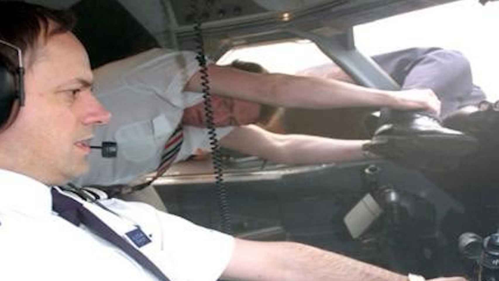 Simulación de la succión del piloto Tim Lancaster / TWITTER