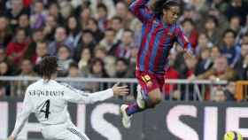 Ronaldinho protagonizó una exhibición en el Bernabéu | EFE
