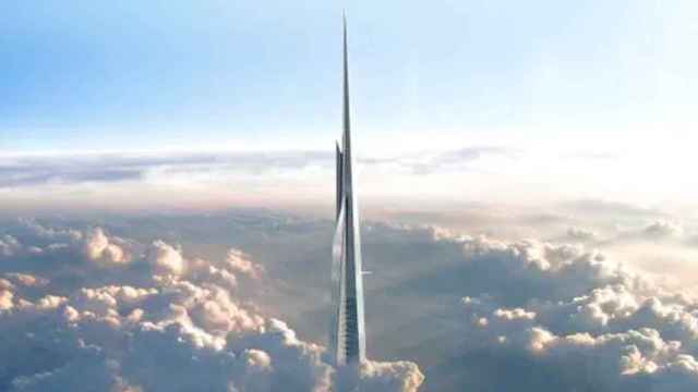 La punta de la Torre de Yeda, el edificio más ato del mundo