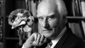El físico Francis Crick en su despacho / MARC LIEBERMAN