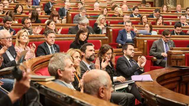 Una sesión plenaria en el Parlament / PARLAMENT DE CATALUÑA