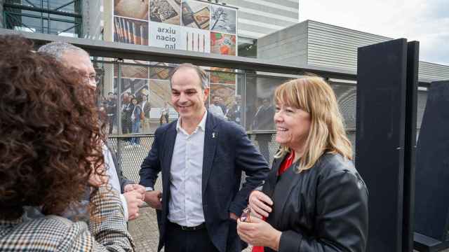 Jordi Turull, junto a la 'consellera' Natàlia Garriga en el Arxiu Nacional / GENERALITAT DE CATALUÑA