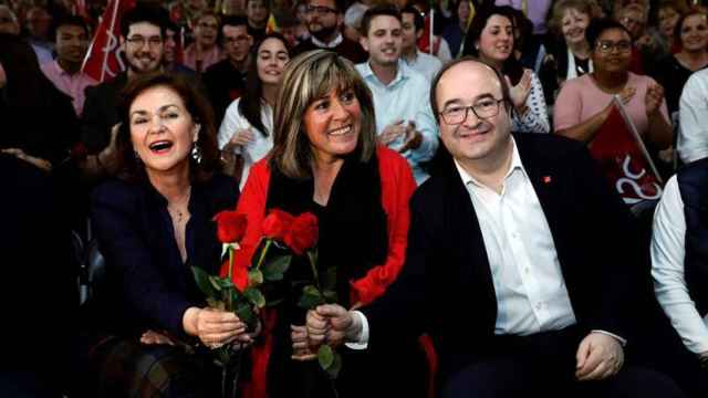 Carmen Calvo, Núria Marín y Miquel Iceta en un mitin / EFE