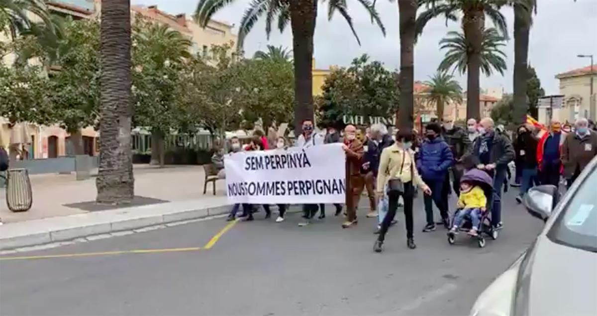 Manifestación en favor de la catalanidad de Perpiñán / OUI AVE PAYS CATALAN