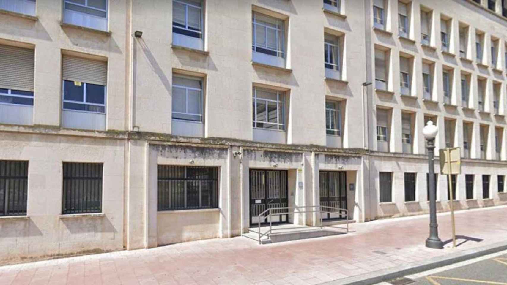 Audiencia Provincial de Tarragona, que ha condenado a 18 años al acusado de matar al amante de su exnovia en en Vila-seca / GOOGLE STREET VIEW