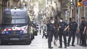 Efectivos de la Brigada Móvil de Mossos d'Esquadra, durante un dispositivo de protección en Barcelona / EP