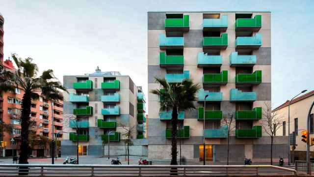 Imagen de una promoción de vivienda social en Barcelona / CG