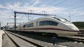 Renfe habilitará dos trenes de alta velocidad entre Madrid y Barcelona para acoger al numeroso grupo.