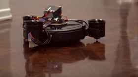 El robot aspirador que vuela / YOUTUBE