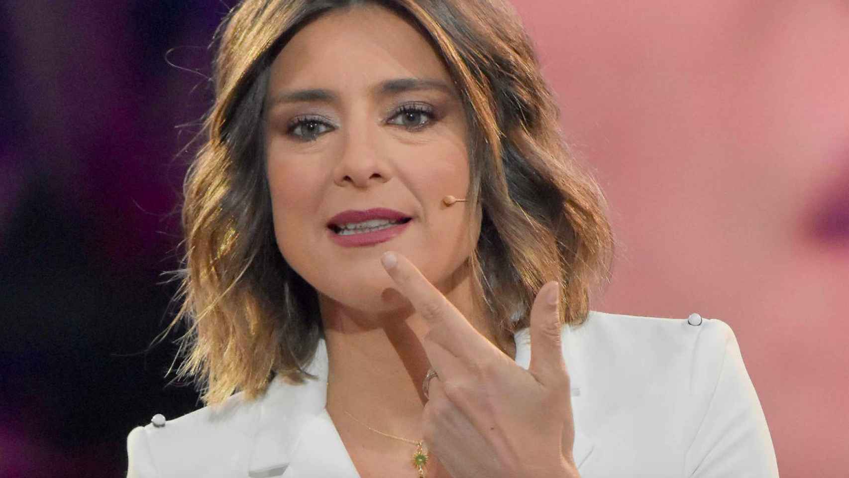 Sandra Barneda aparece por sorpresa en Antena 3, en el plató de 'Espejo Público' / MEDIASET