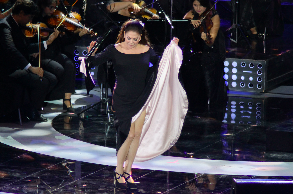 Isabel Pantoja durante un concierto en el festival Viña del Mar en Chile / AGENCIAS