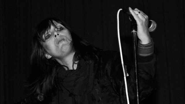 Christa Päffgen, Nico, en un concierto en noviembre de 1985 / GanMed64 (WIKIMEDIA COMMONS - CC-BY-2.0)