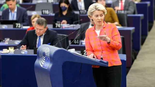 La presidenta de la Comisión Europea, Úrsula von der Leyen, habla a la Eurocámara desde Estrasburgo / Alexis Haulot - DPA - EP