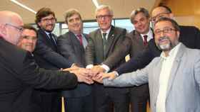 El alcalde de Tarragona, Josep Fèlix Ballesteros, en la firma del convenio con el Consejo Superior de Desportes en octubre de 2015.