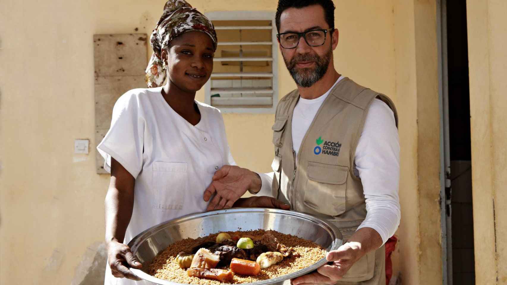 El chef Quique Dacosta en Senegal en el proyecto de la ONG Acción contra el Hambre / EFE
