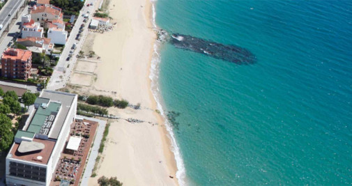 Playa Kalima de Caldetes, que estará habilitada para perros del 1 de octubre al 31 de marzo / AJUNTAMENT CALDETES