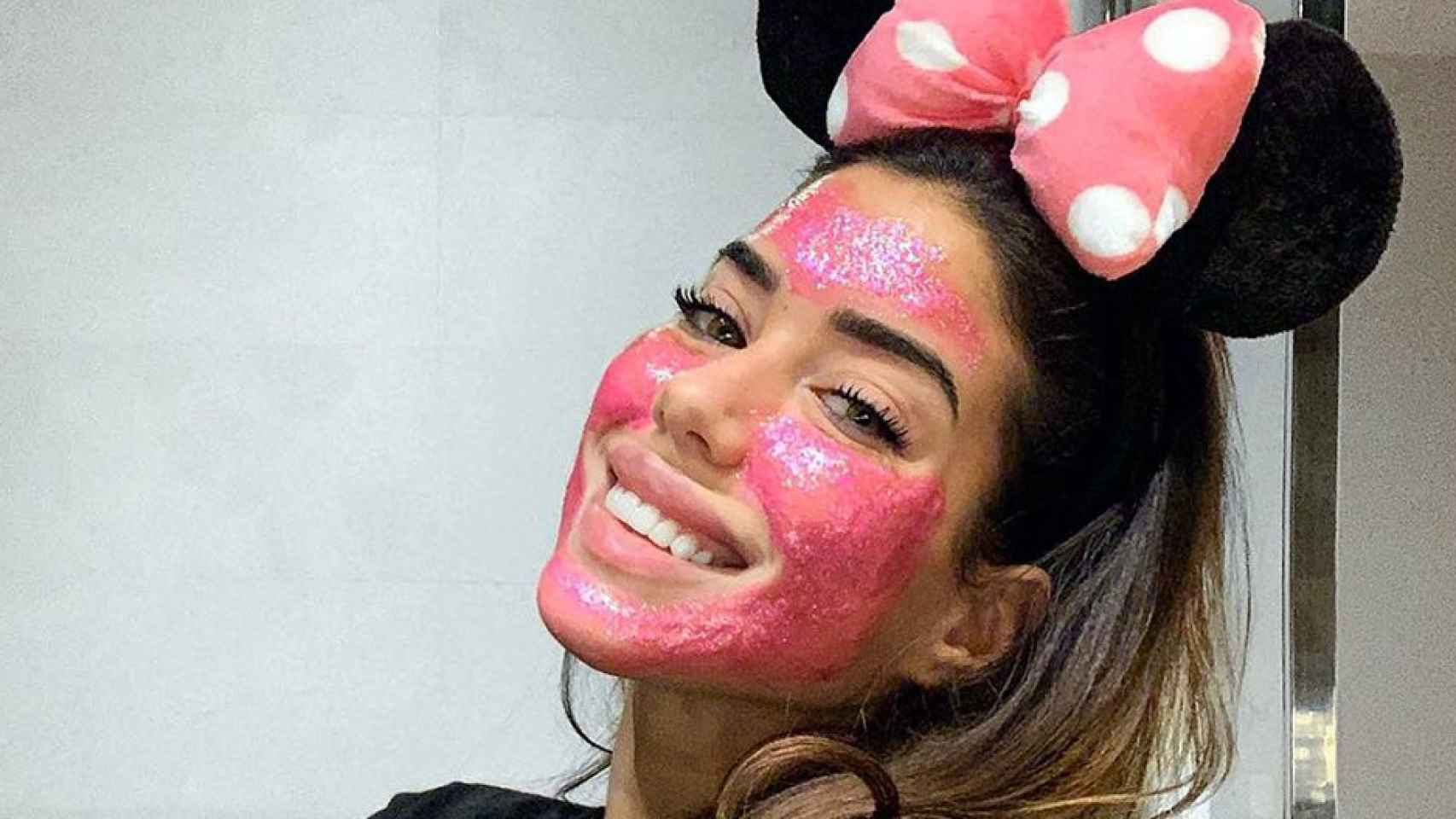 La novia de Denis Suárez, Nadia Avilés, muestra su último tratamiento facial / INSTAGRAM